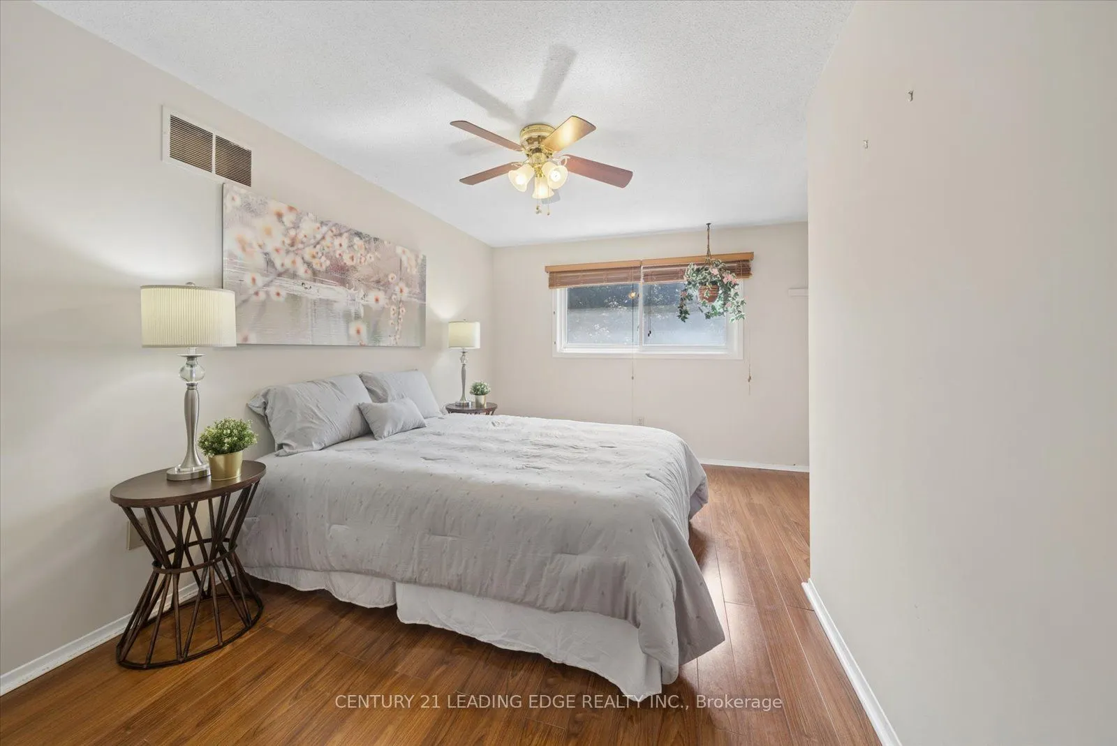 3074 Tours Road