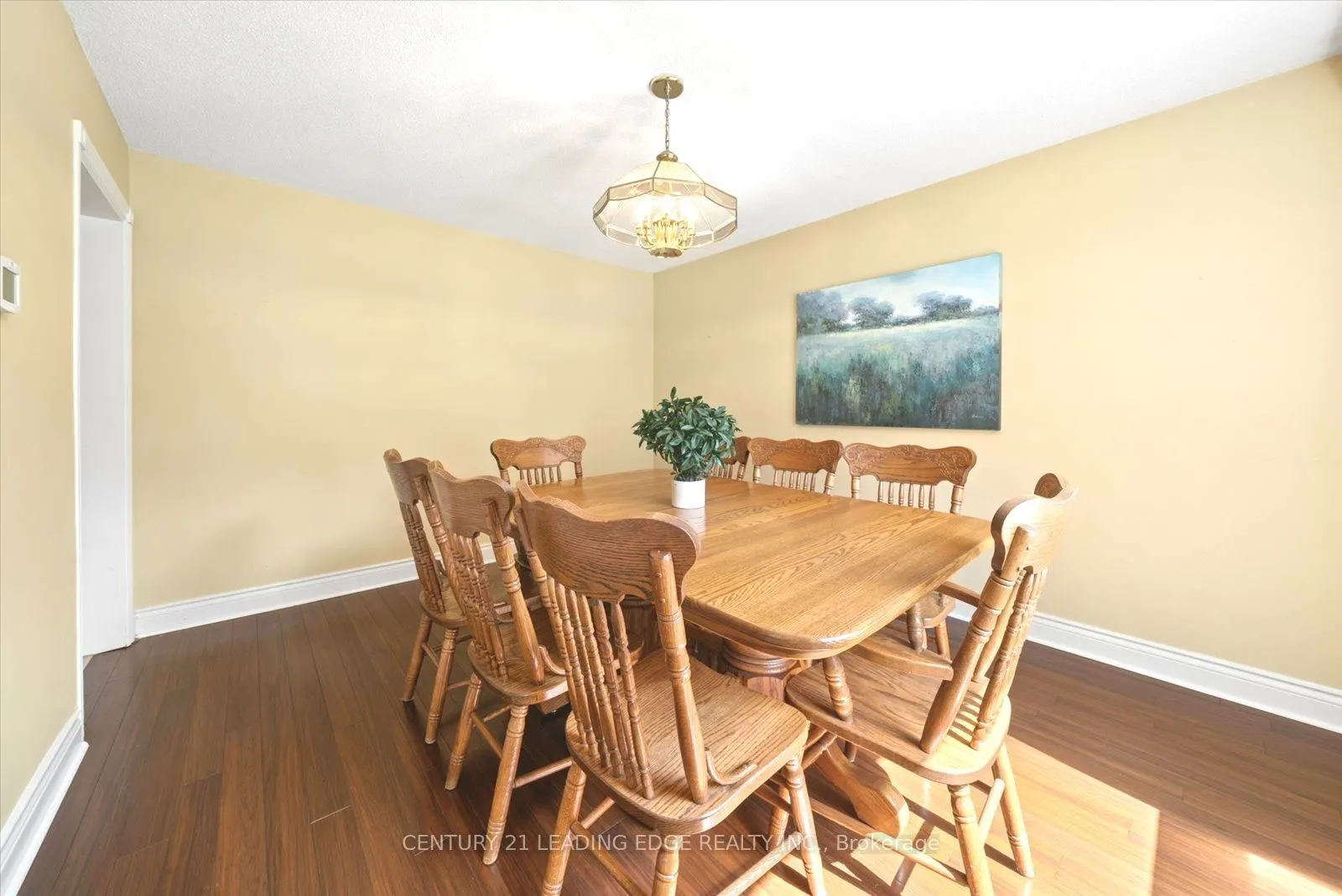 3074 Tours Road