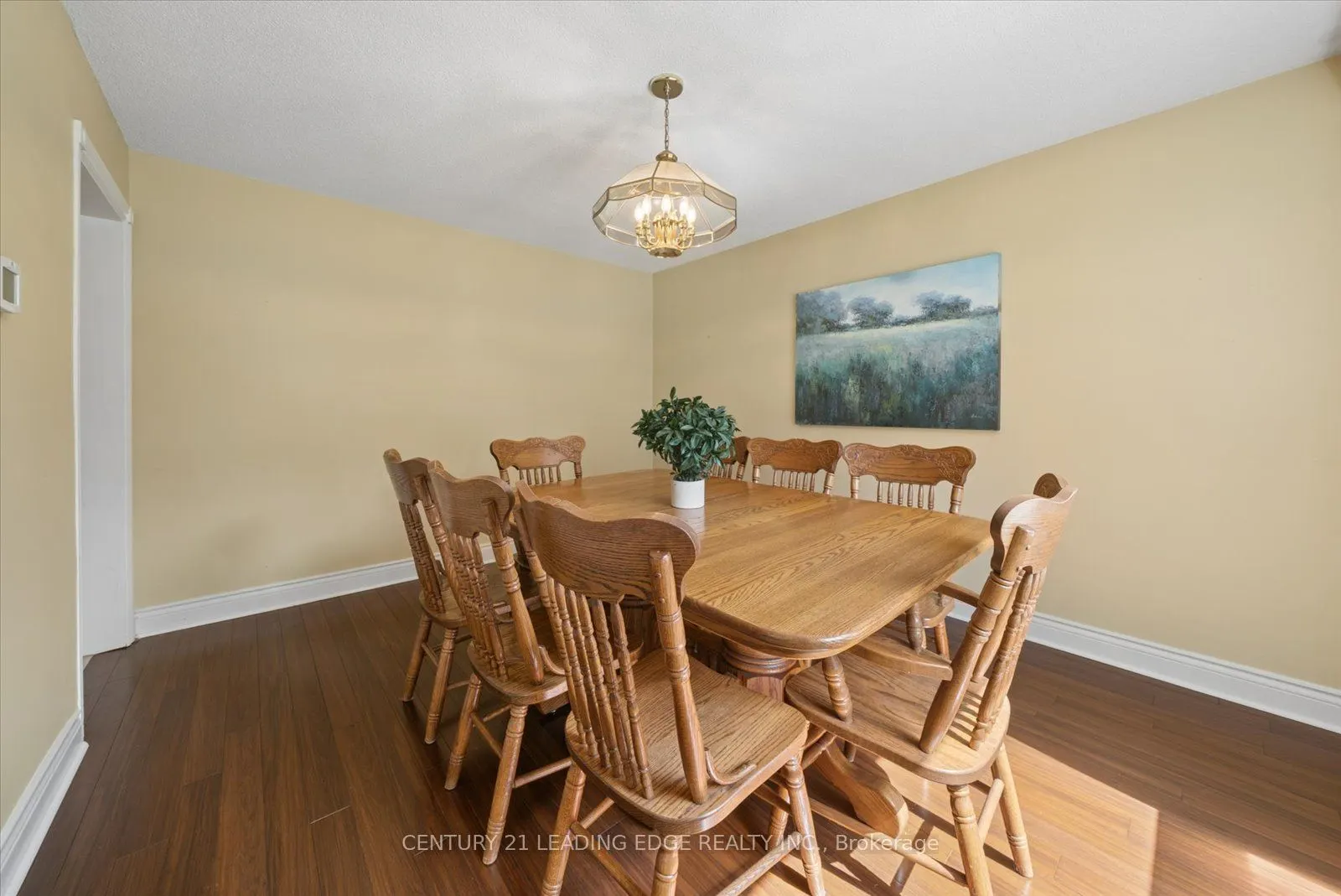 3074 Tours Road
