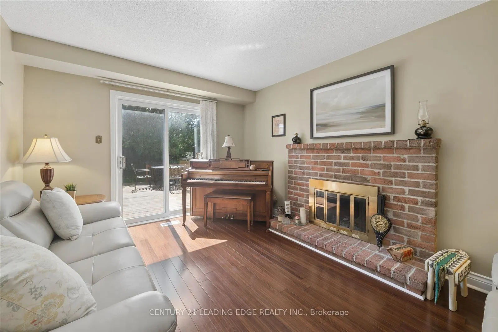 3074 Tours Road