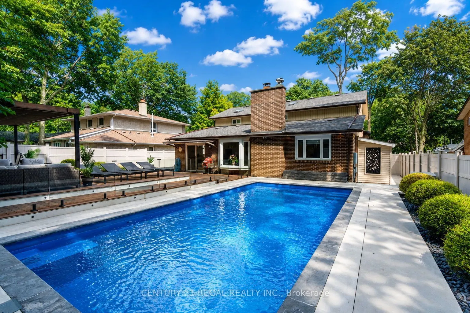 3308 Grassfire Crescent