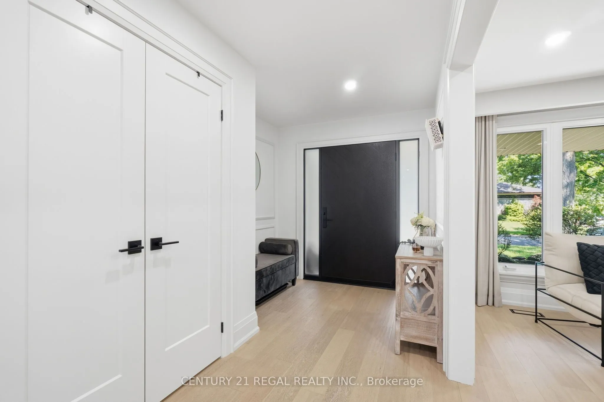 3308 Grassfire Crescent