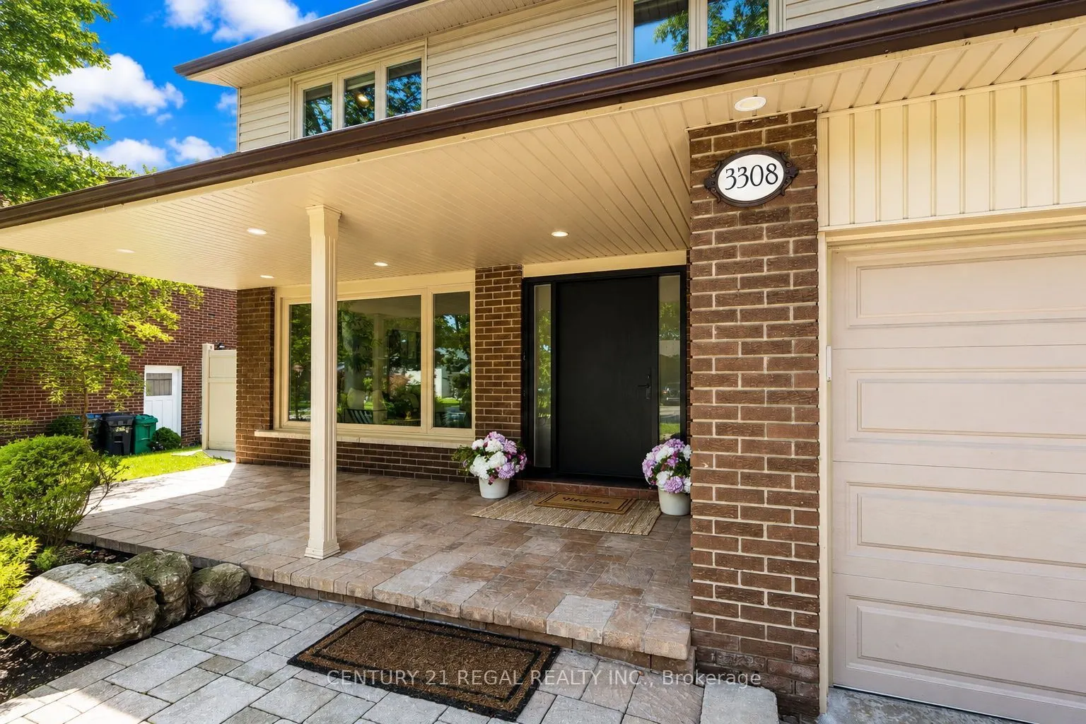 3308 Grassfire Crescent