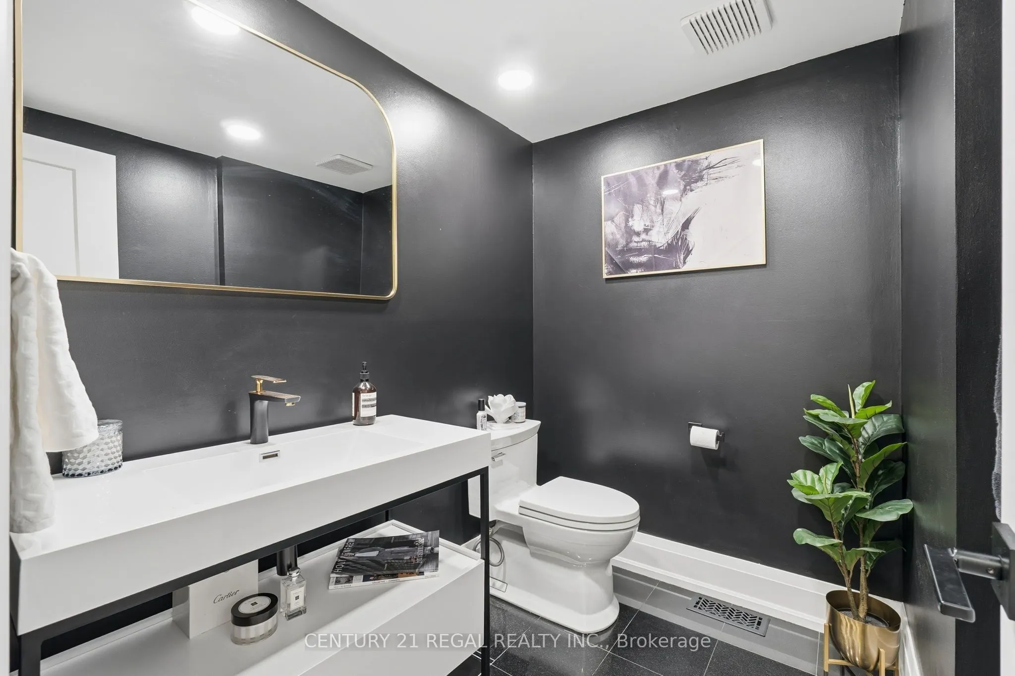 3308 Grassfire Crescent