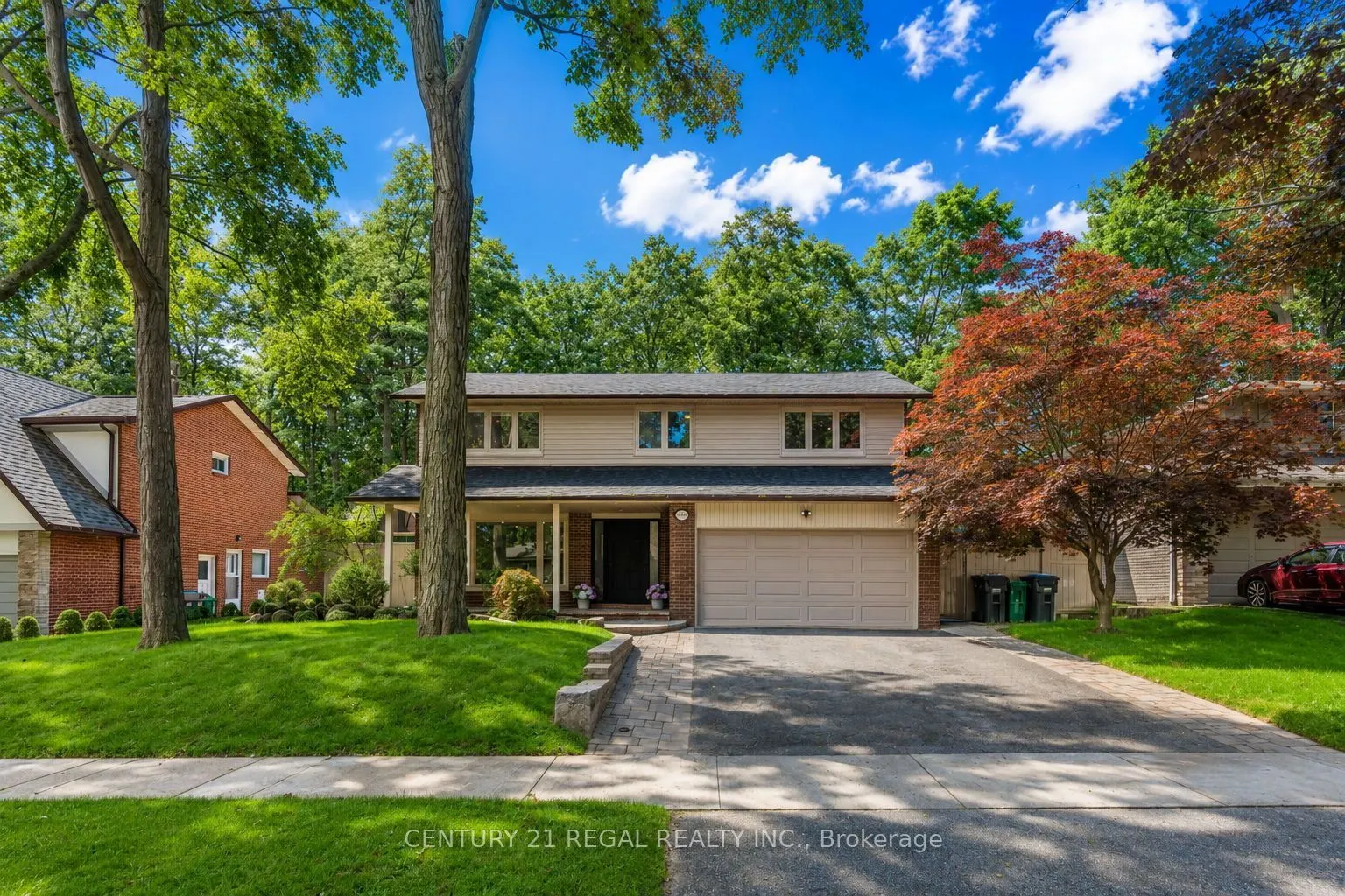 3308 Grassfire Crescent