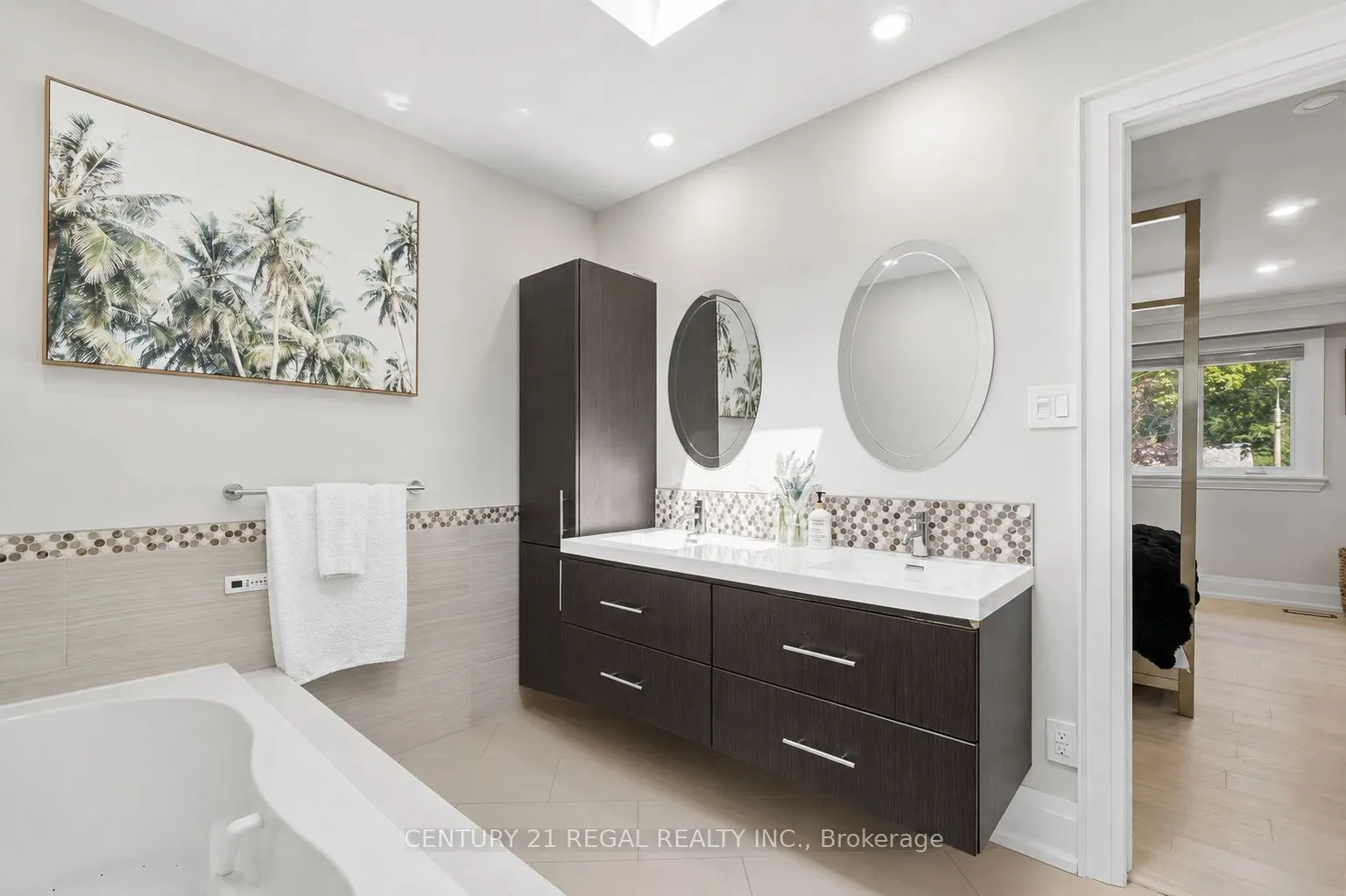 3308 Grassfire Crescent