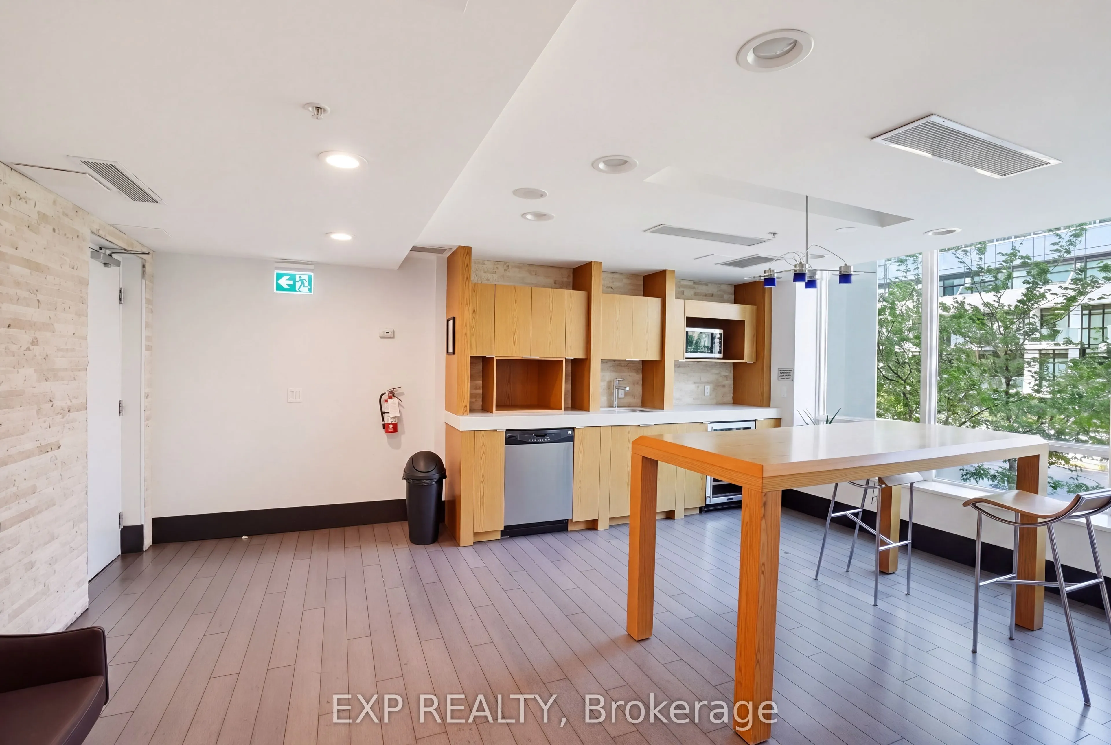 155 Legion Road N #813