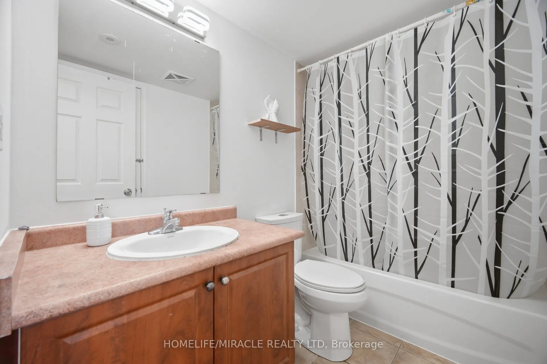 3049 Finch Avenue W #2002