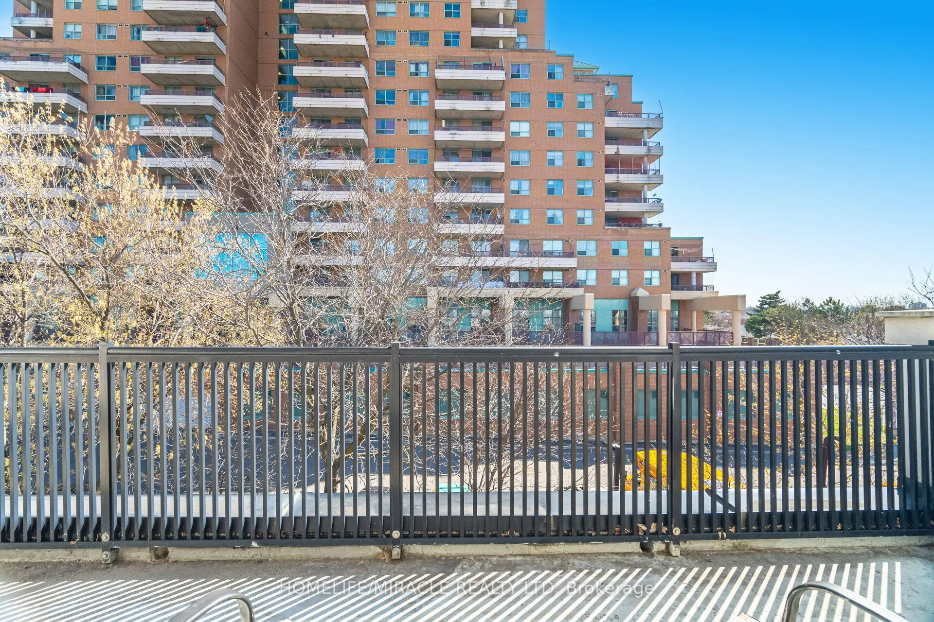 3049 Finch Avenue W #2002