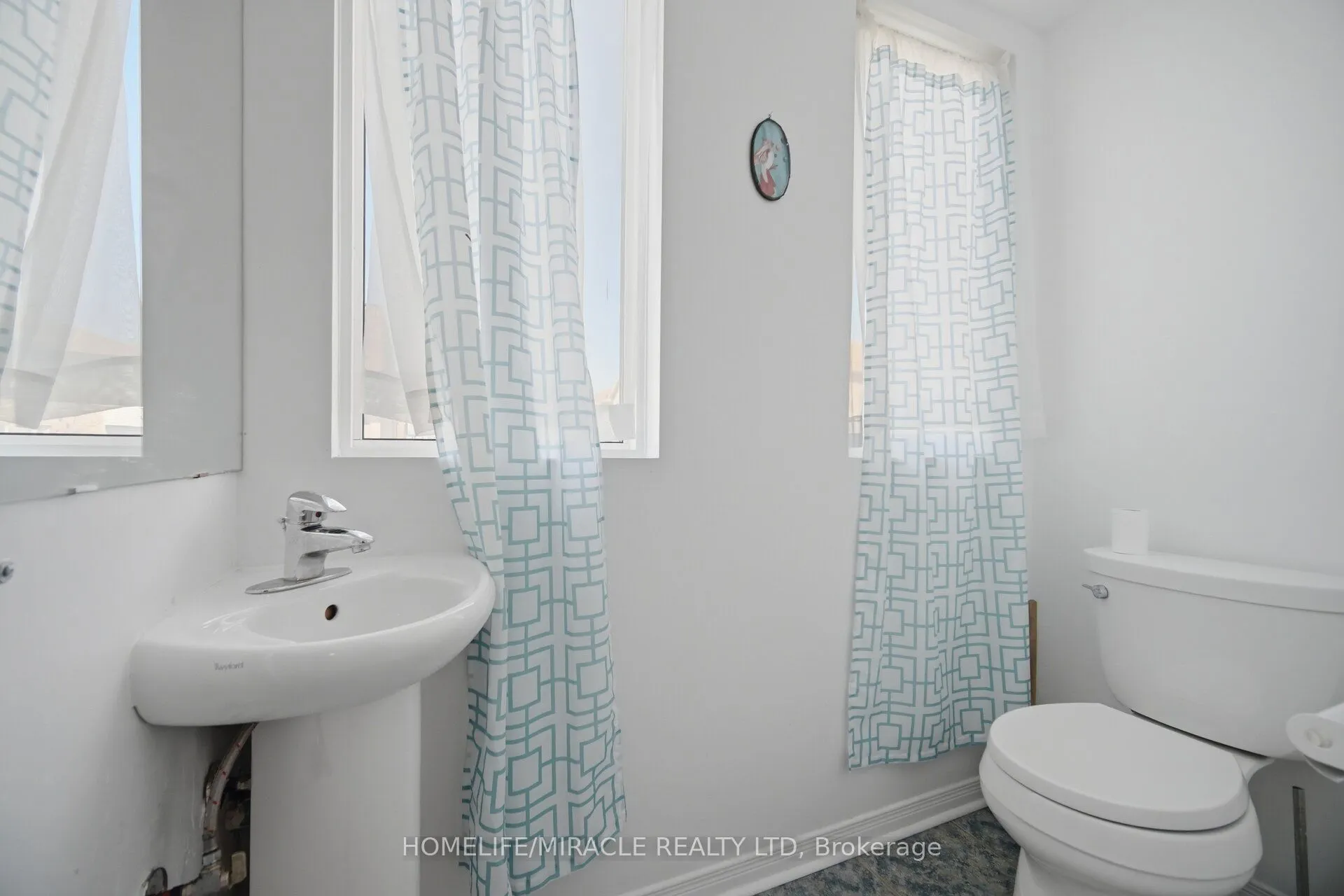 3049 Finch Avenue W #2002