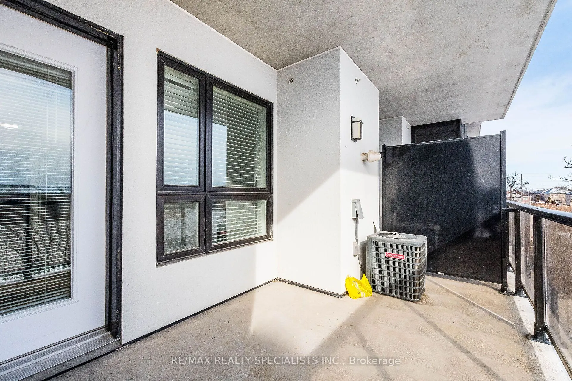 640 Sauve Street #221