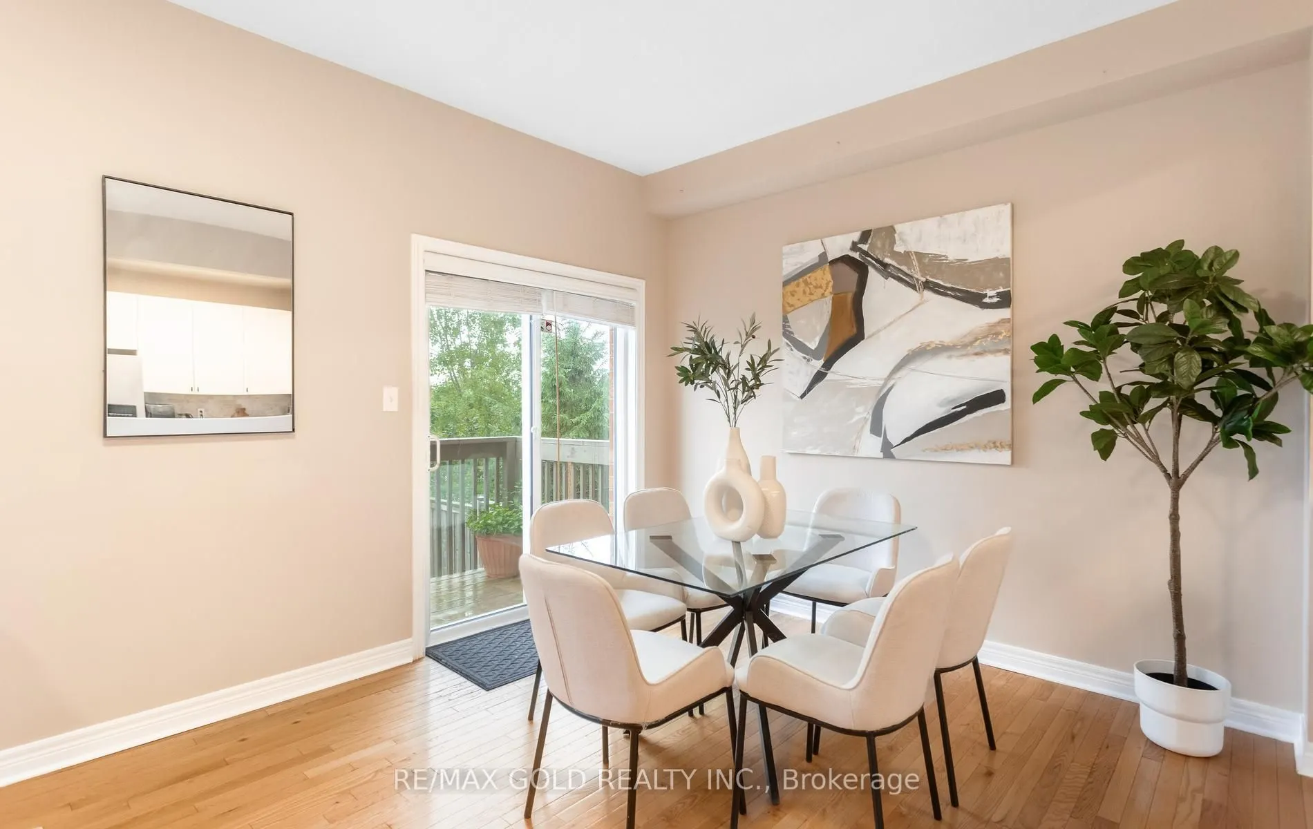 408 Bessborough Drive