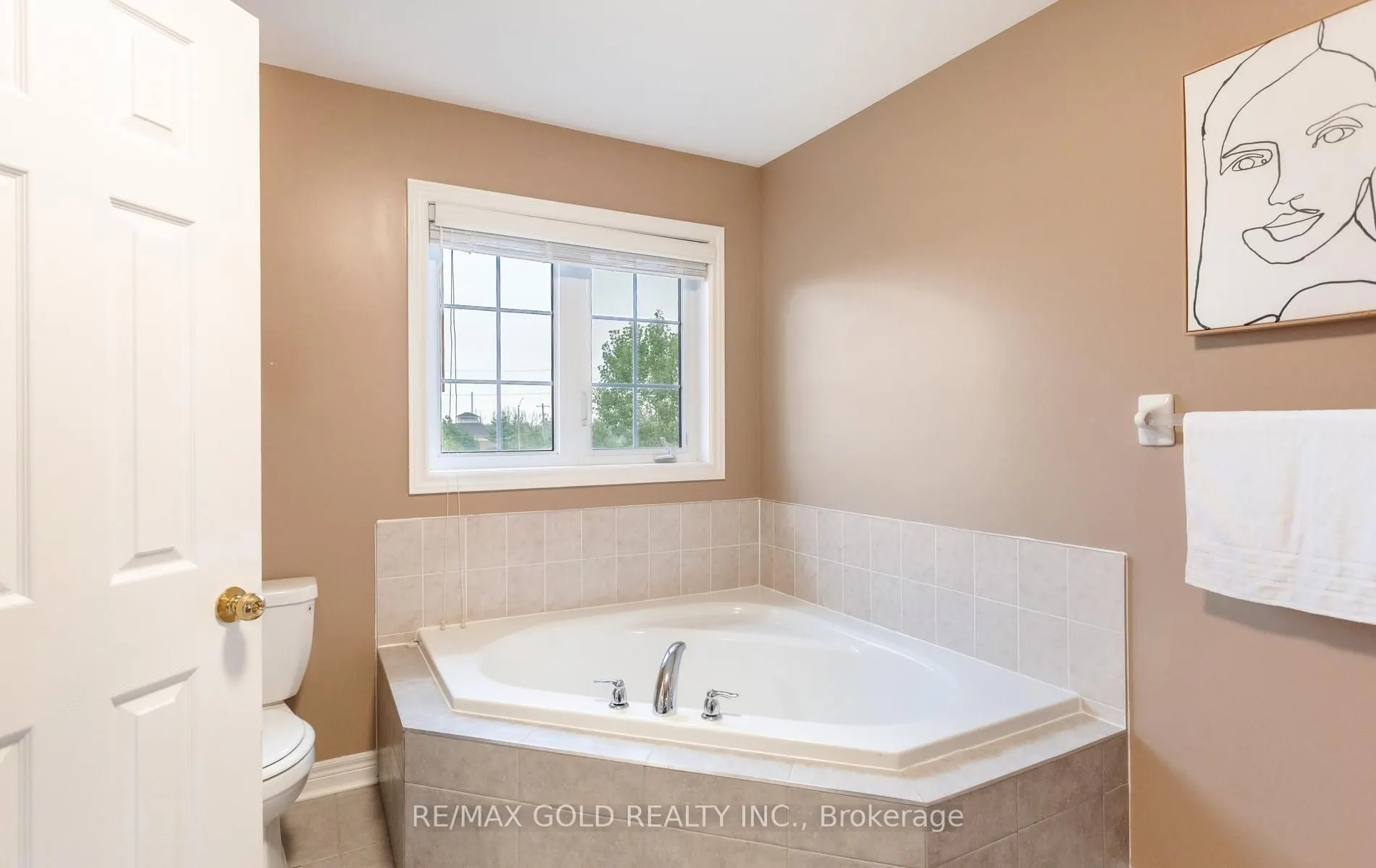408 Bessborough Drive