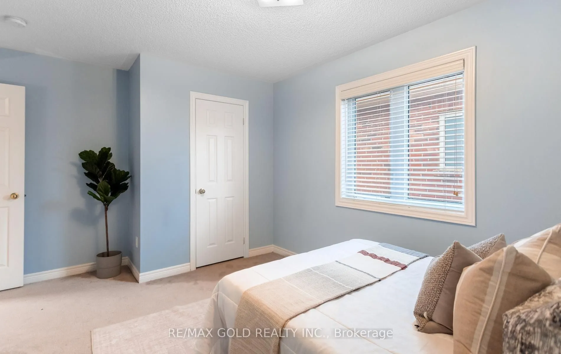 408 Bessborough Drive