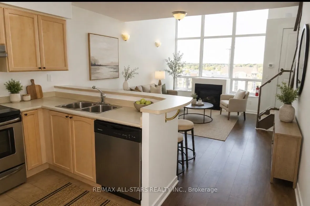 250 Manitoba Street #621
