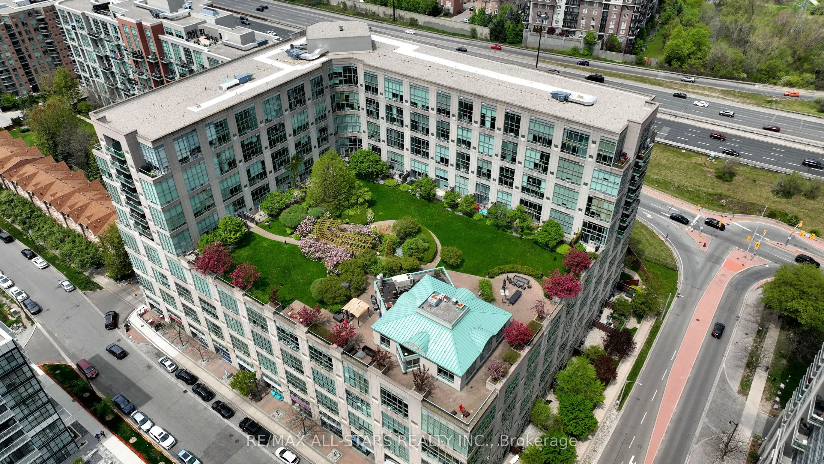 250 Manitoba Street #621