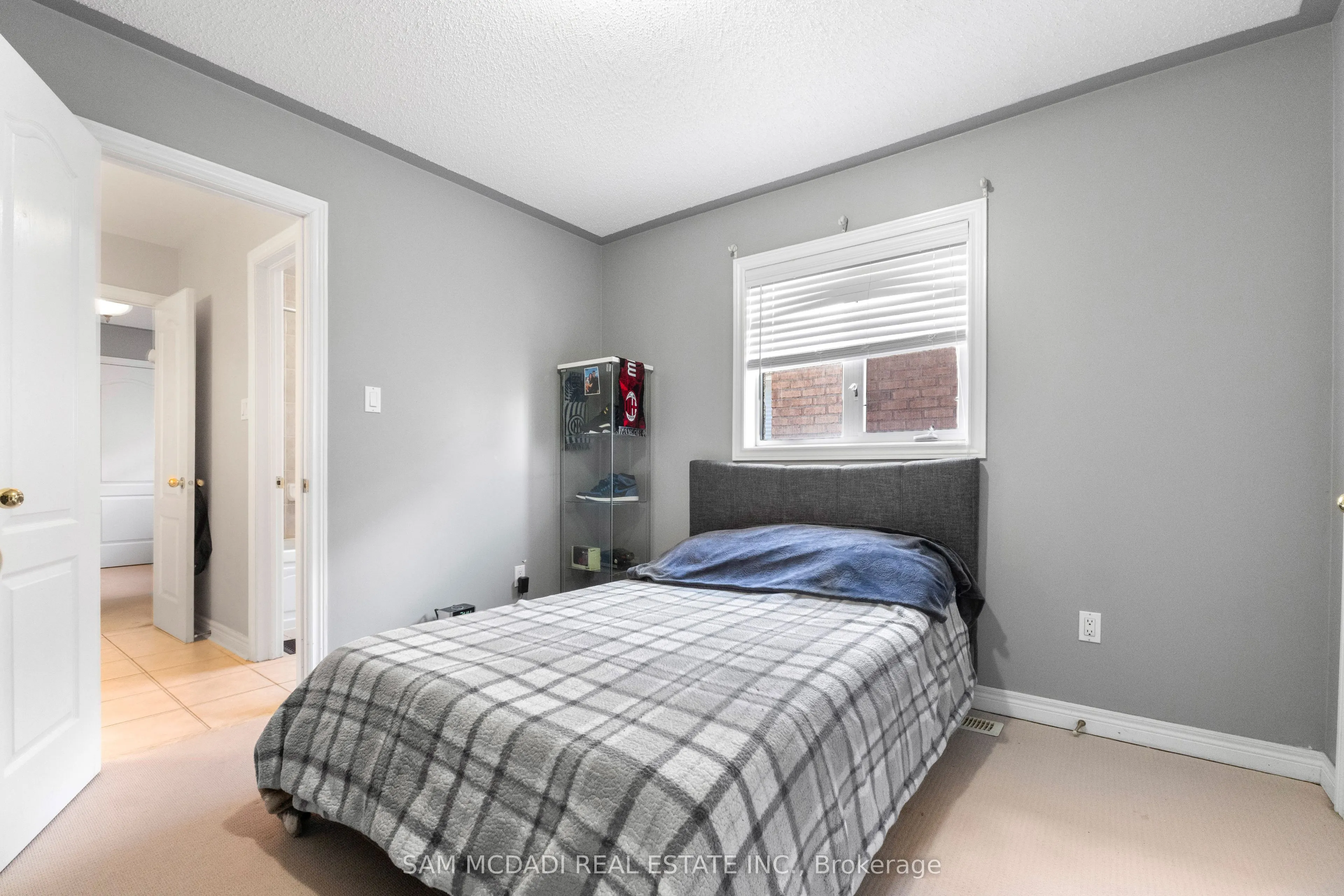 2476 Palmerston Road