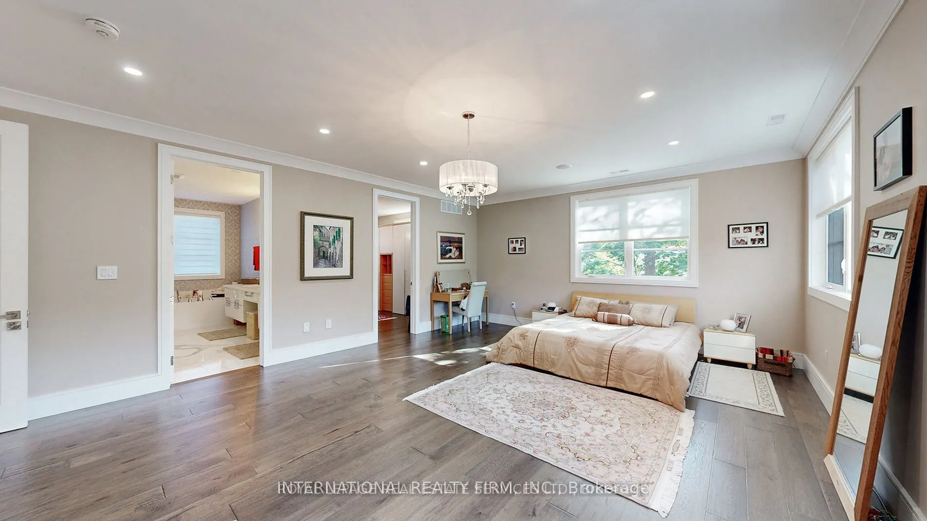 1286 Cambridge Drive