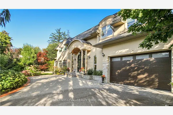 1286 Cambridge Drive
