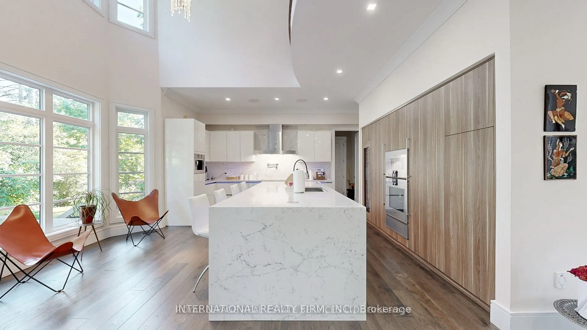 1286 Cambridge Drive
