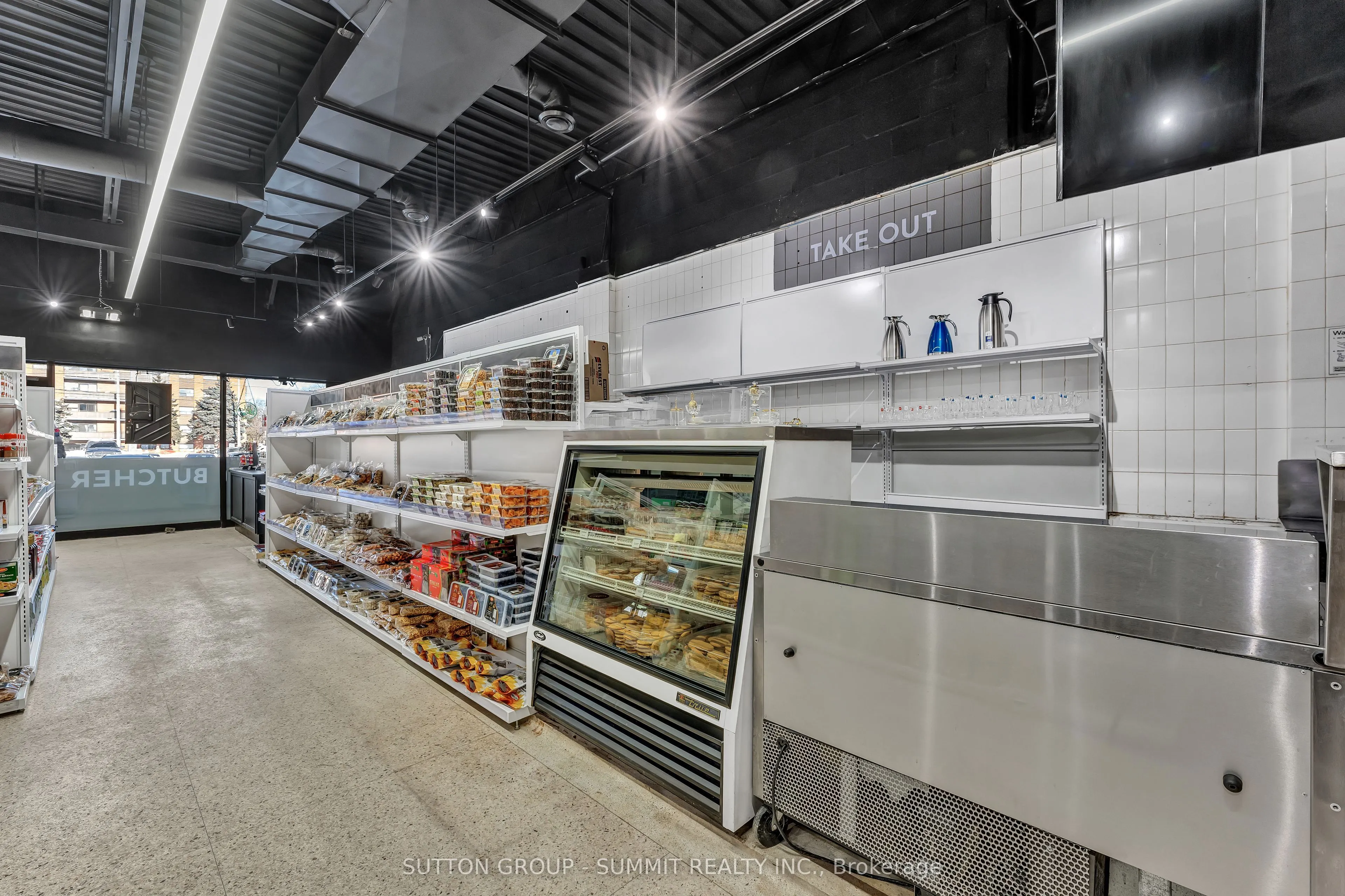 2500 Hurontario Street #17