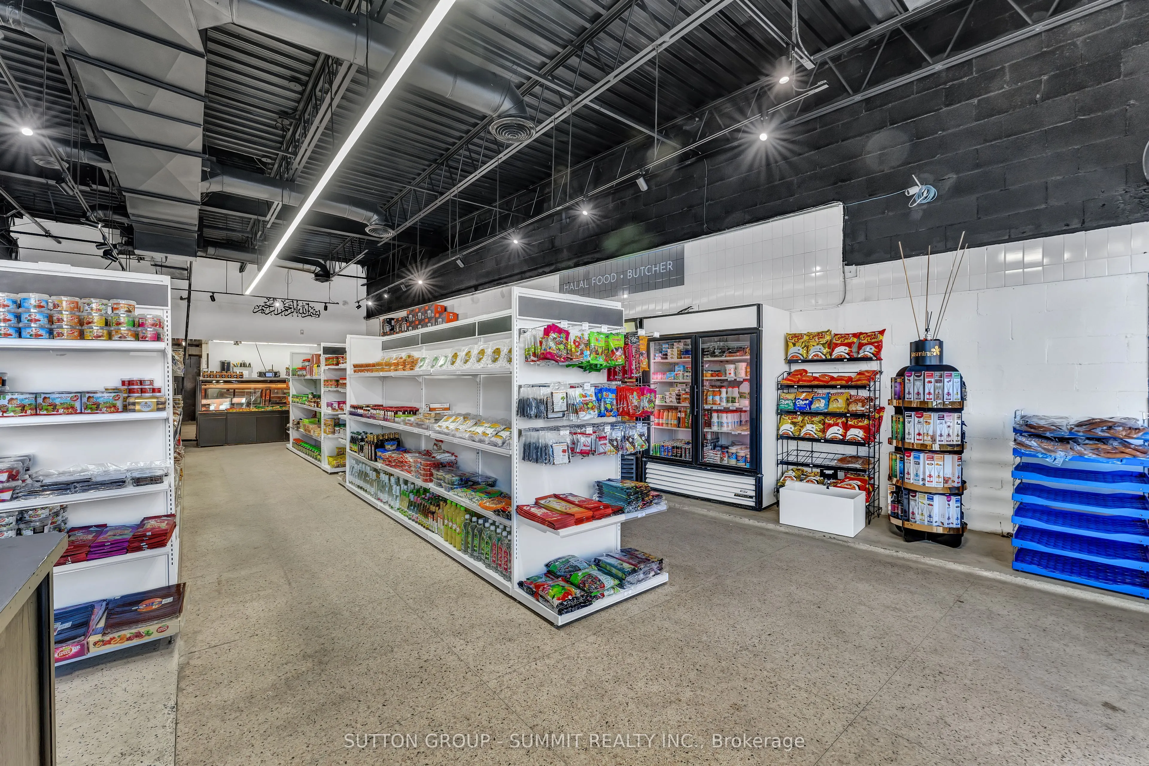 2500 Hurontario Street #17
