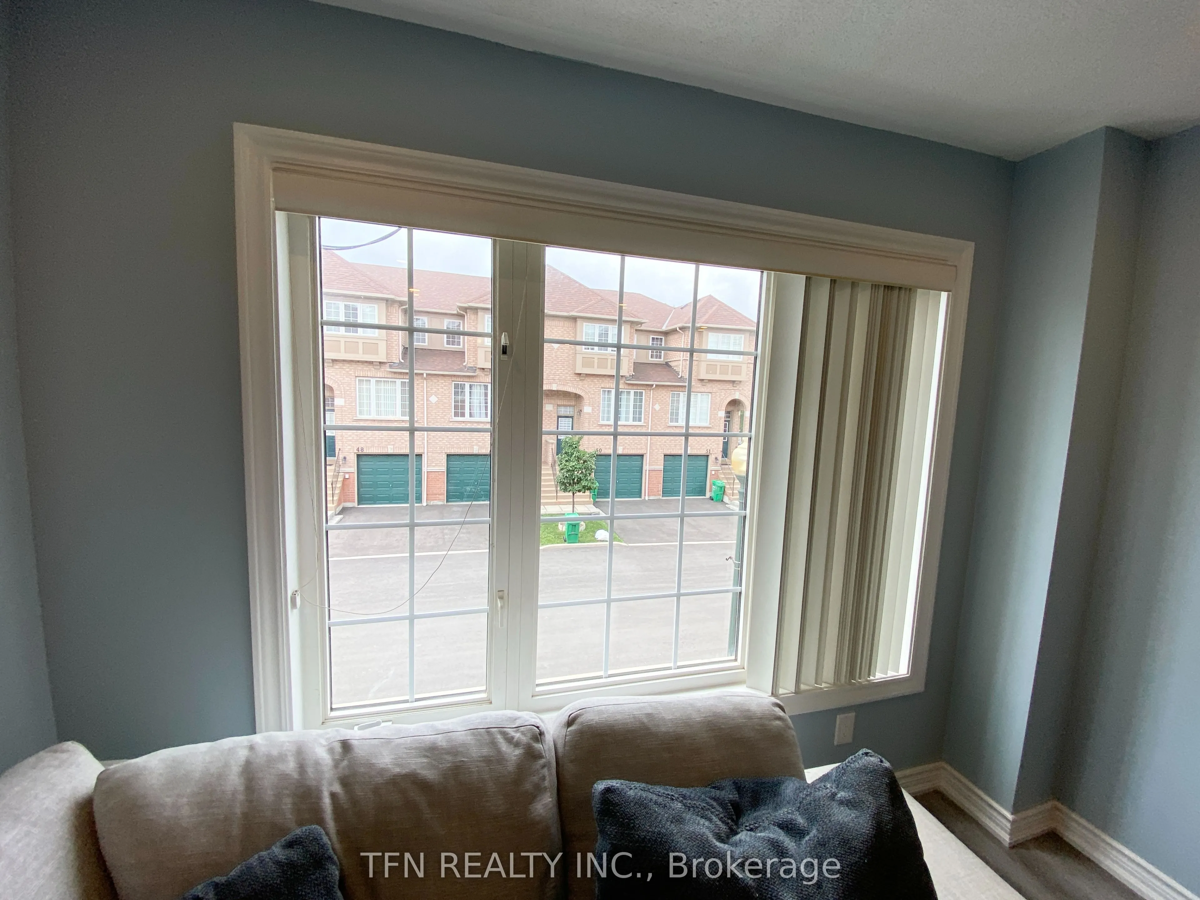 3020 Cedarglen Gate #42