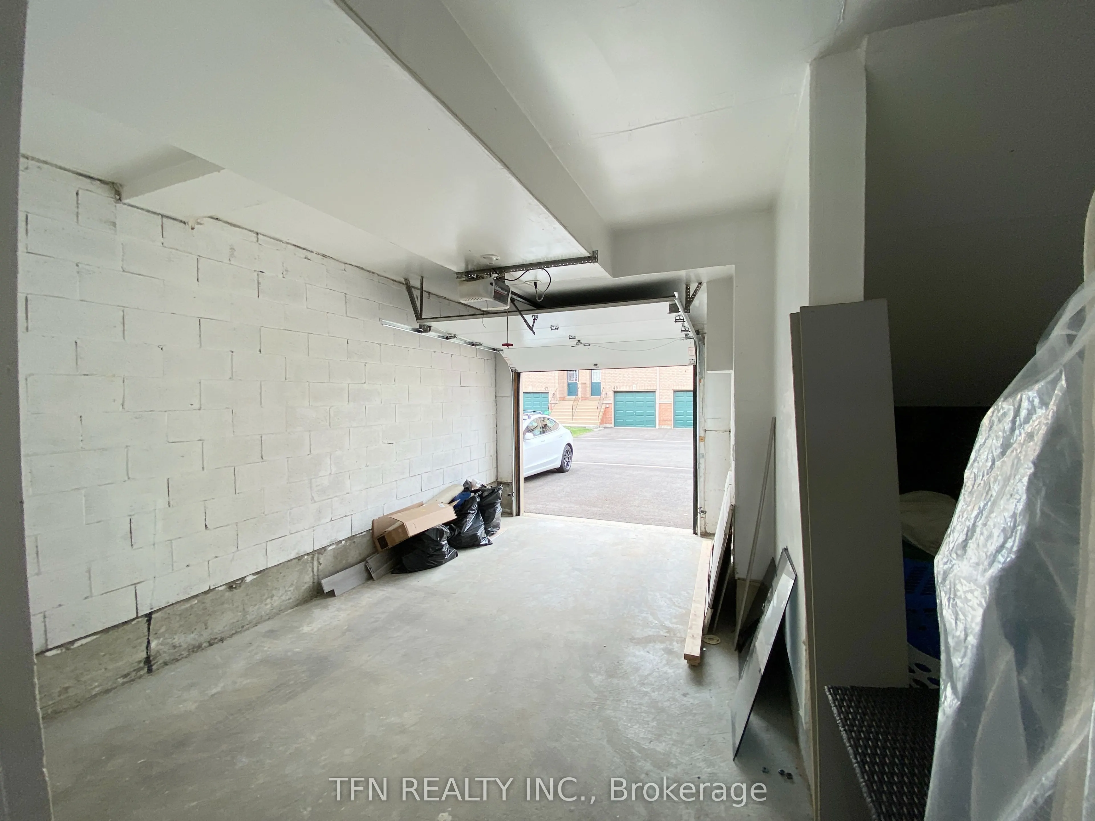 3020 Cedarglen Gate #42