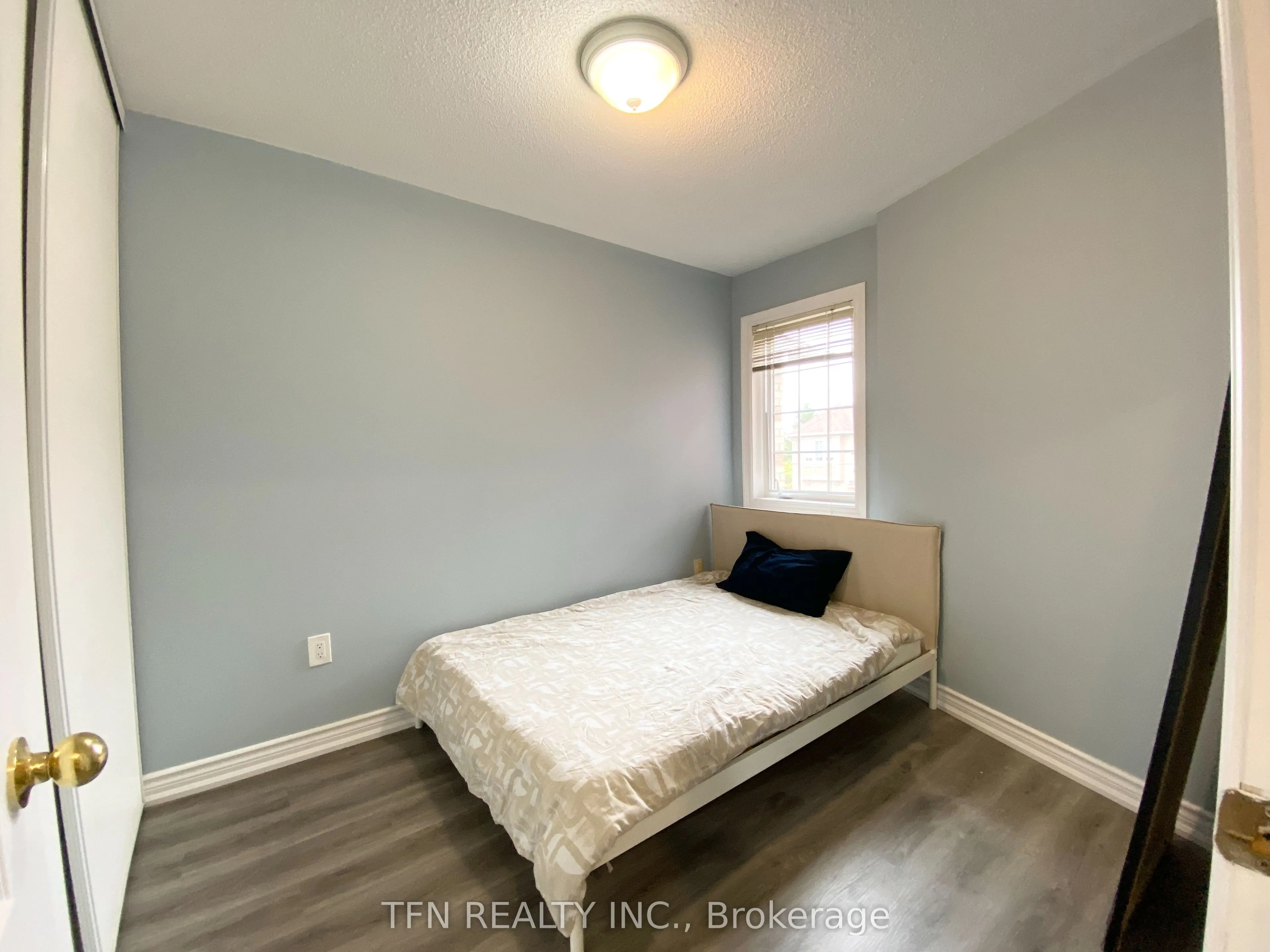 3020 Cedarglen Gate #42