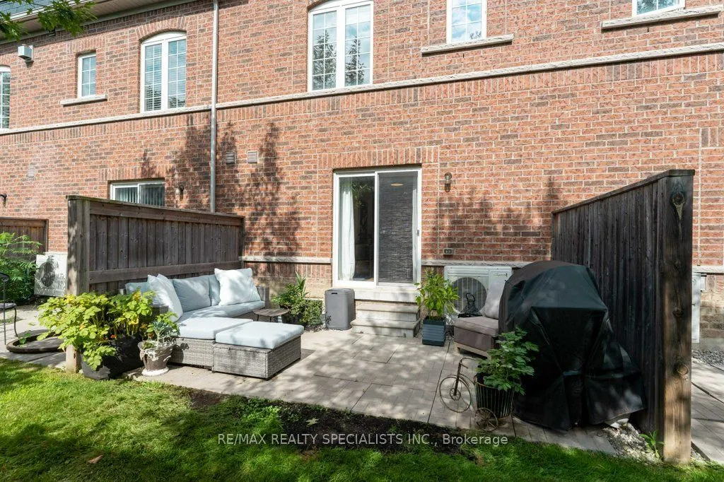 1115 Haig Boulevard #3