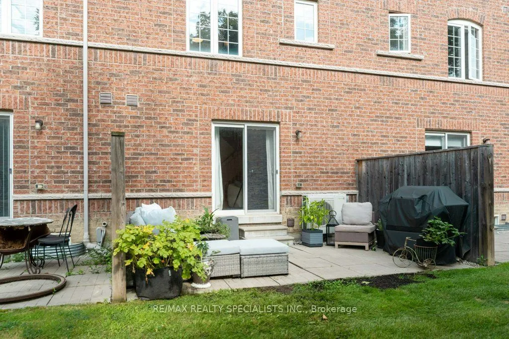 1115 Haig Boulevard #3