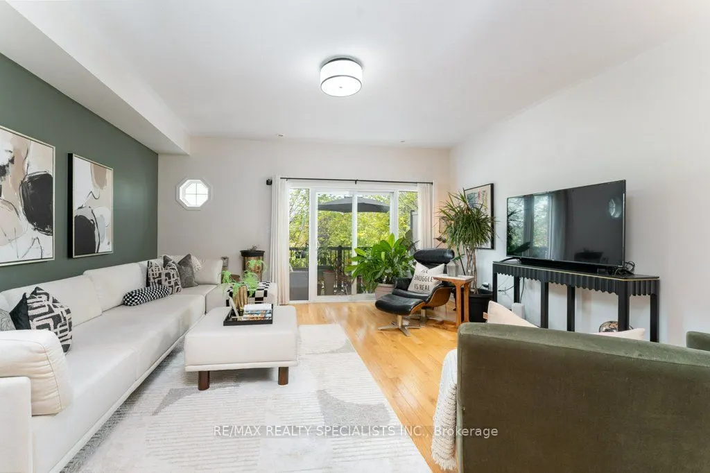 1115 Haig Boulevard #3
