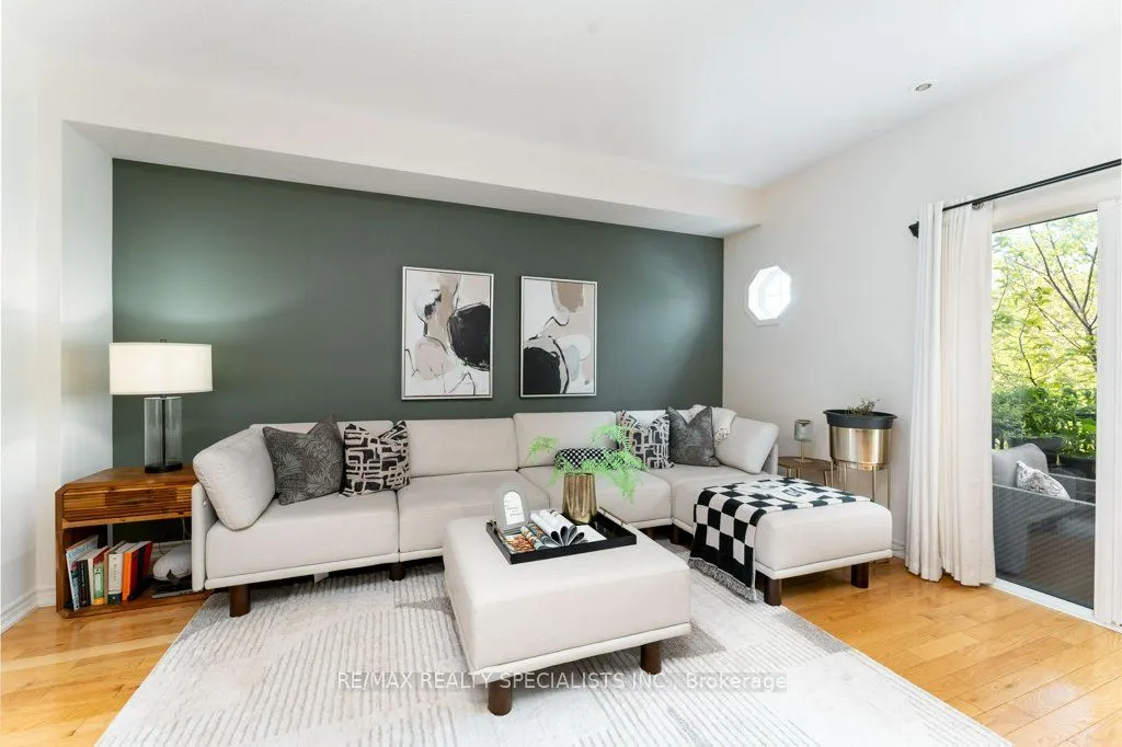 1115 Haig Boulevard #3