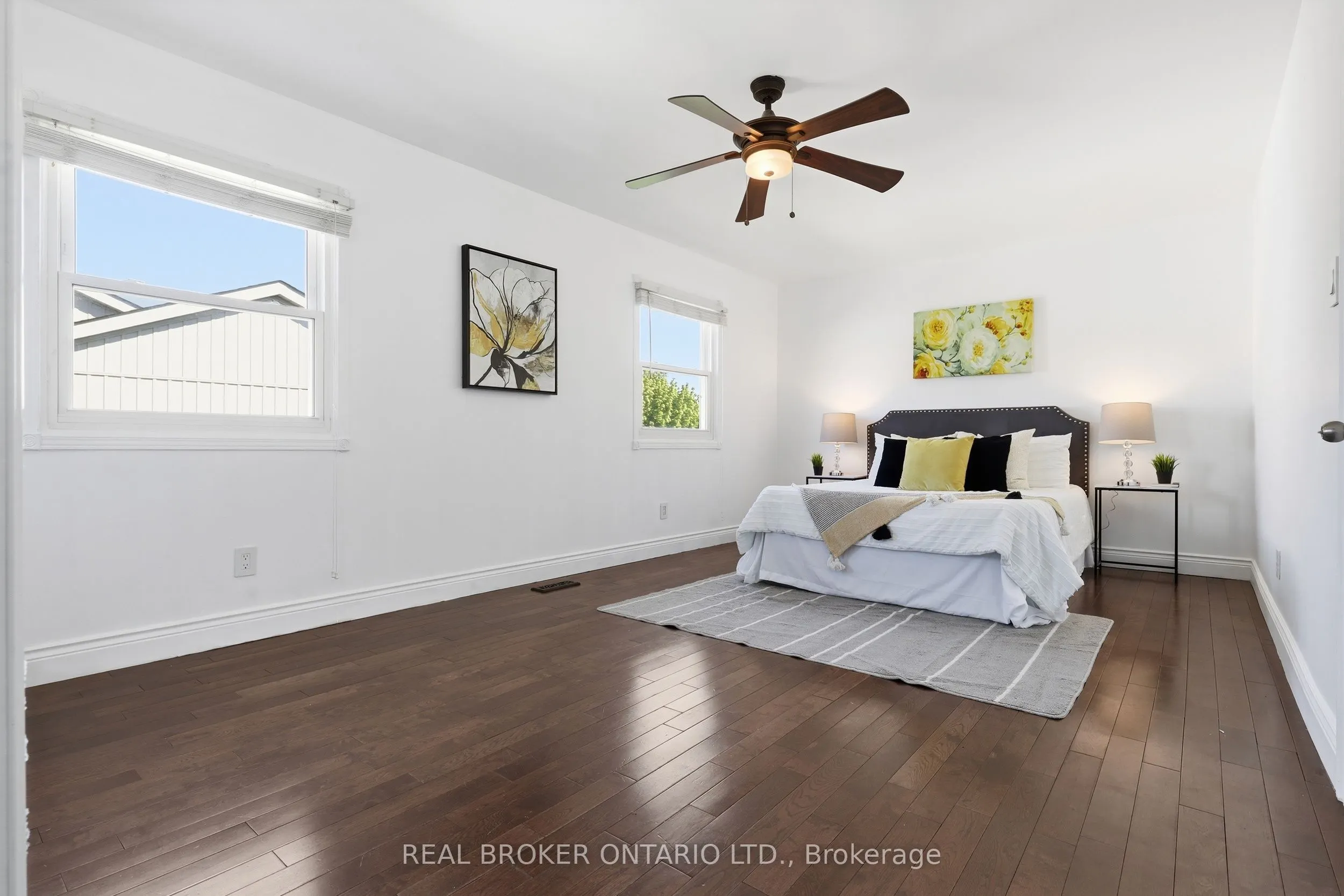 22 Bent Oak Circle