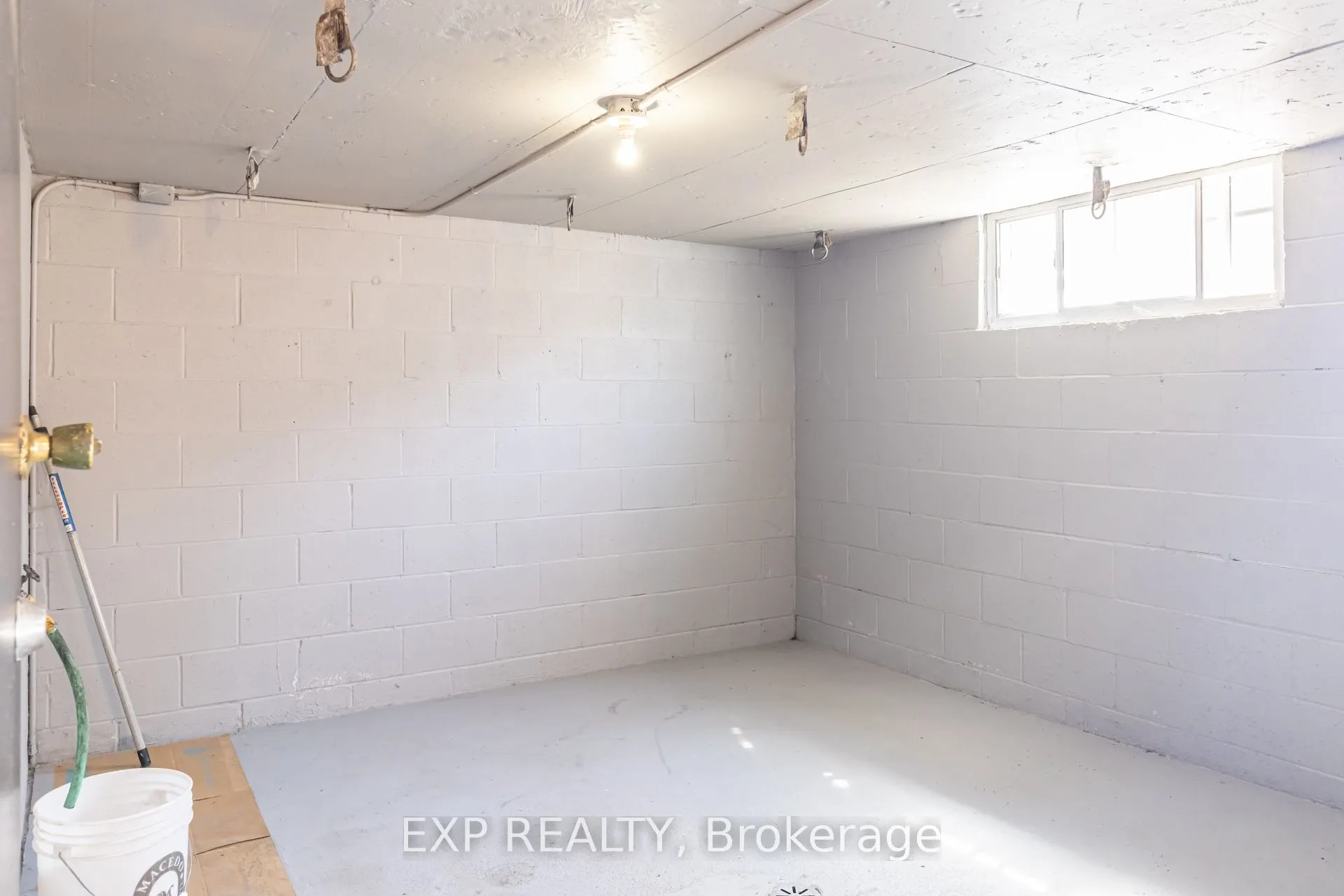 444 Maybank Avenue