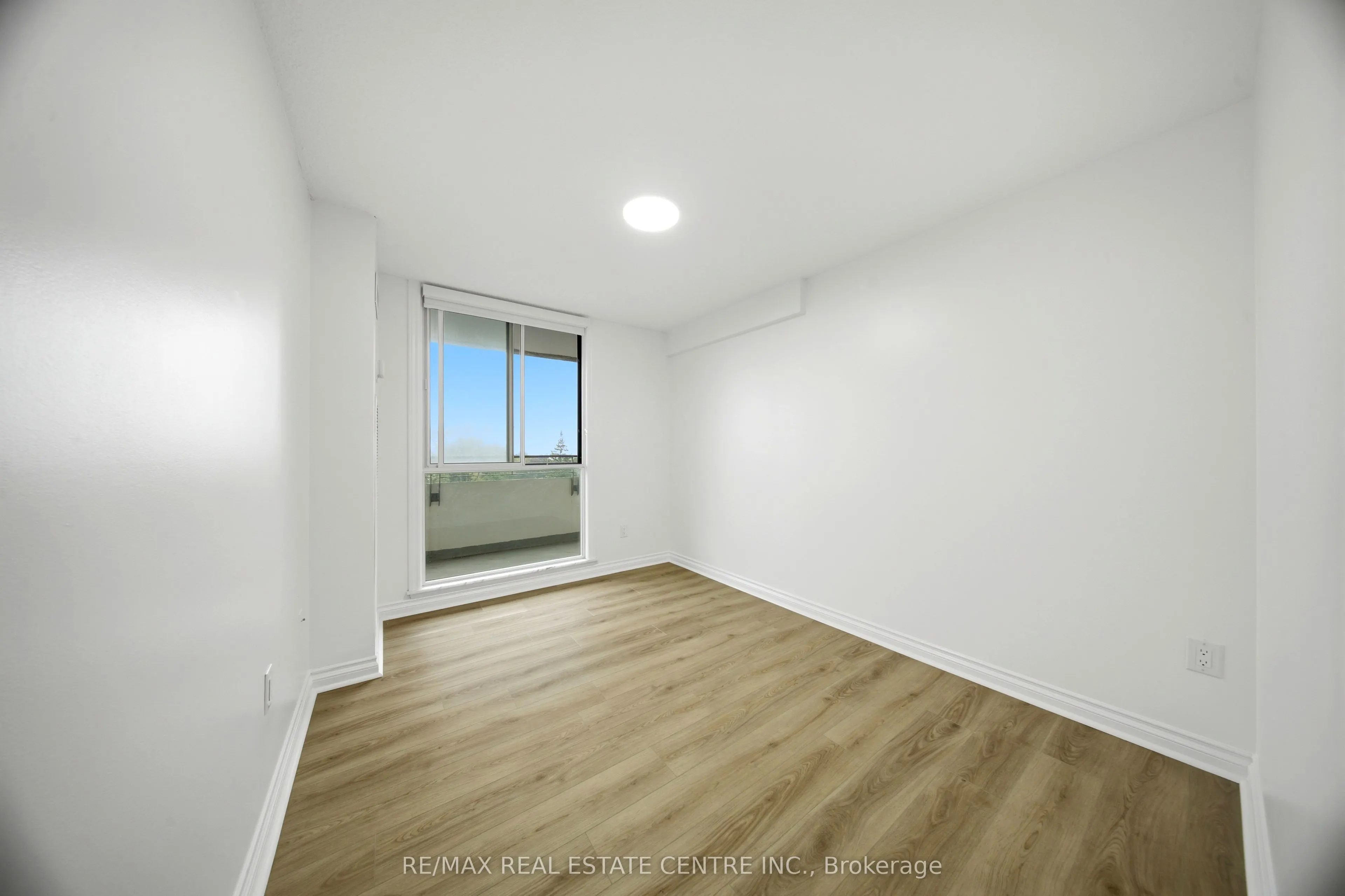 1300 Mississauga Valley Boulevard #511