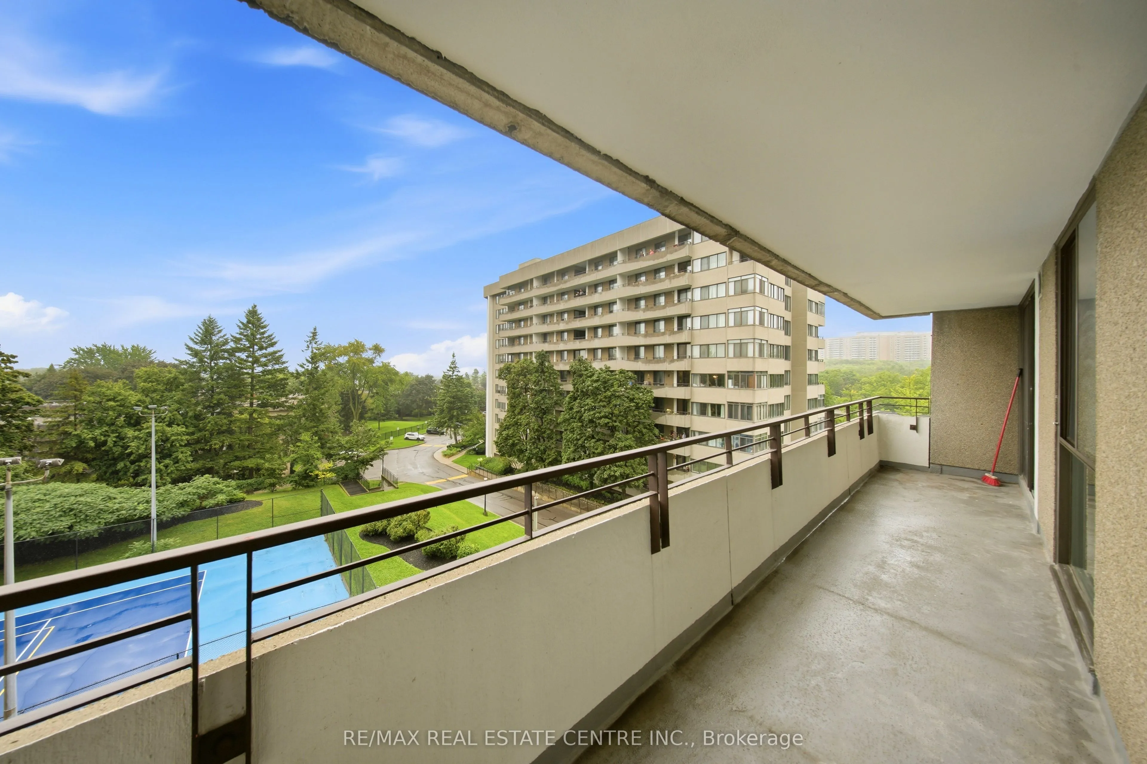 1300 Mississauga Valley Boulevard #511