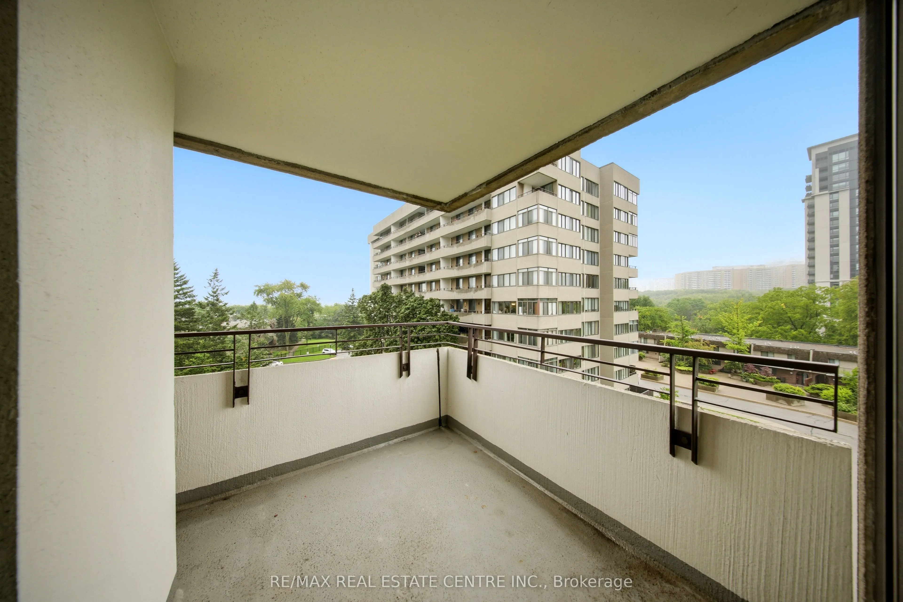 1300 Mississauga Valley Boulevard #511