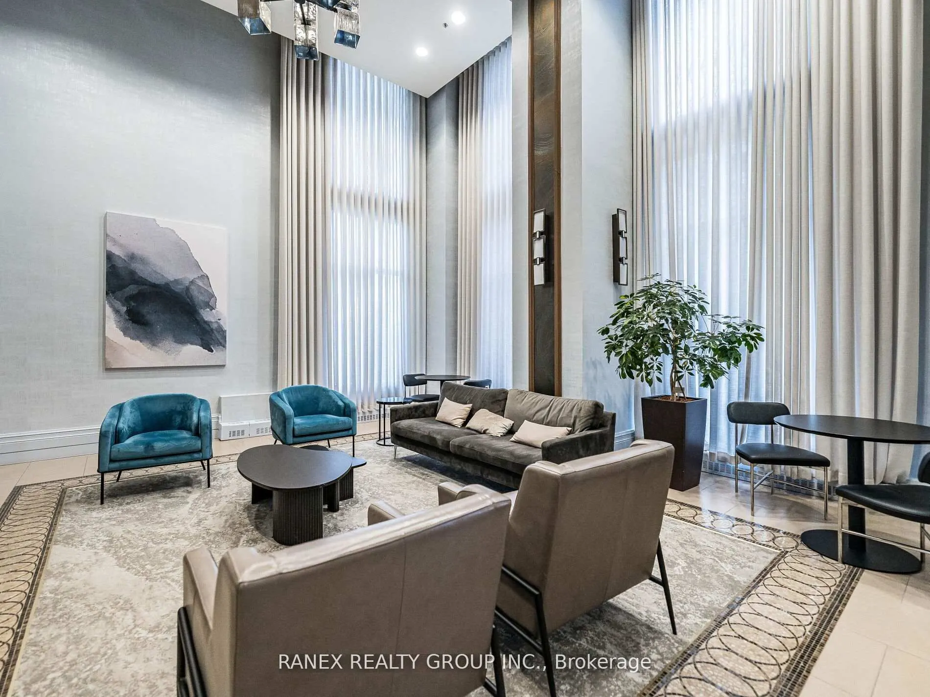 385 Prince Of Wales Drive #317