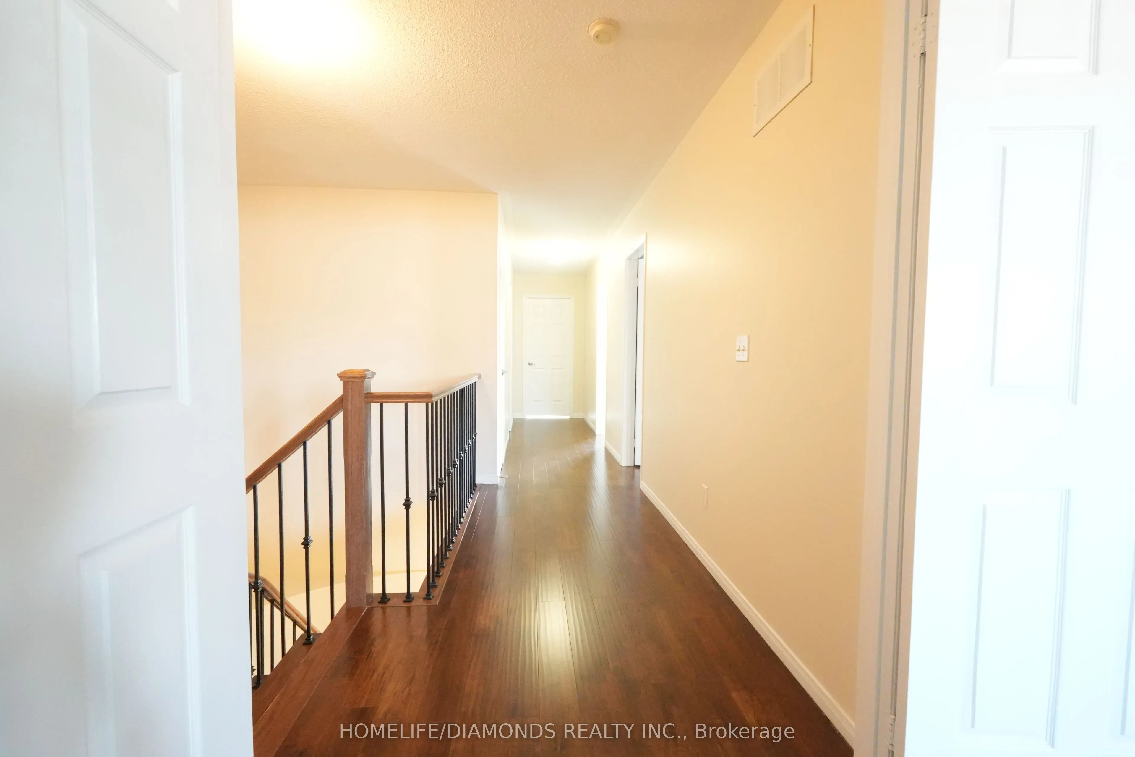 5267 BROOKWOOD Court