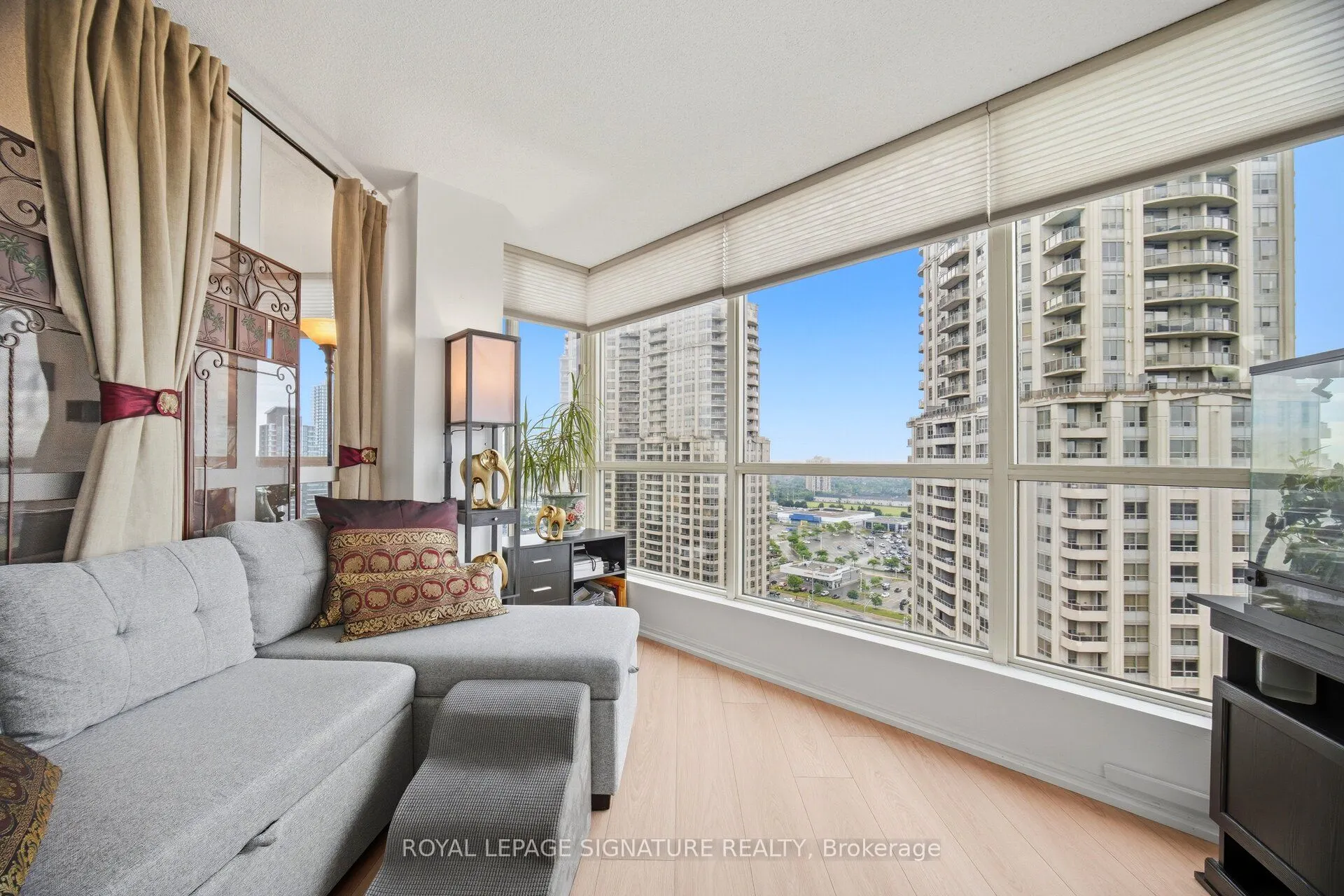 55 Kingsbridge Garden Circle #2310