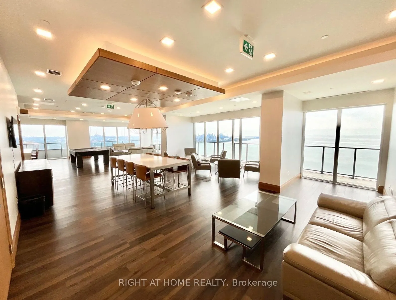 20 Shore Breeze Drive #LPH02B
