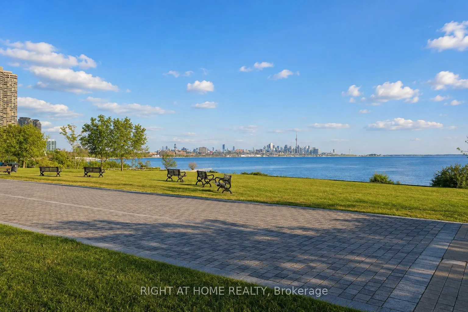 20 Shore Breeze Drive #LPH02B