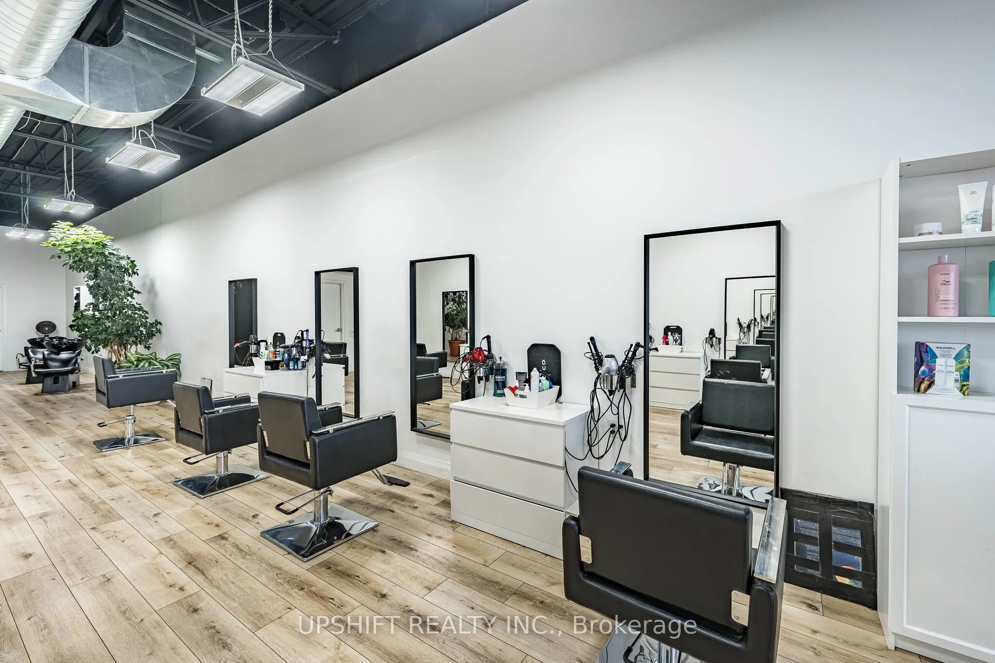 301 Queen Street S #3B