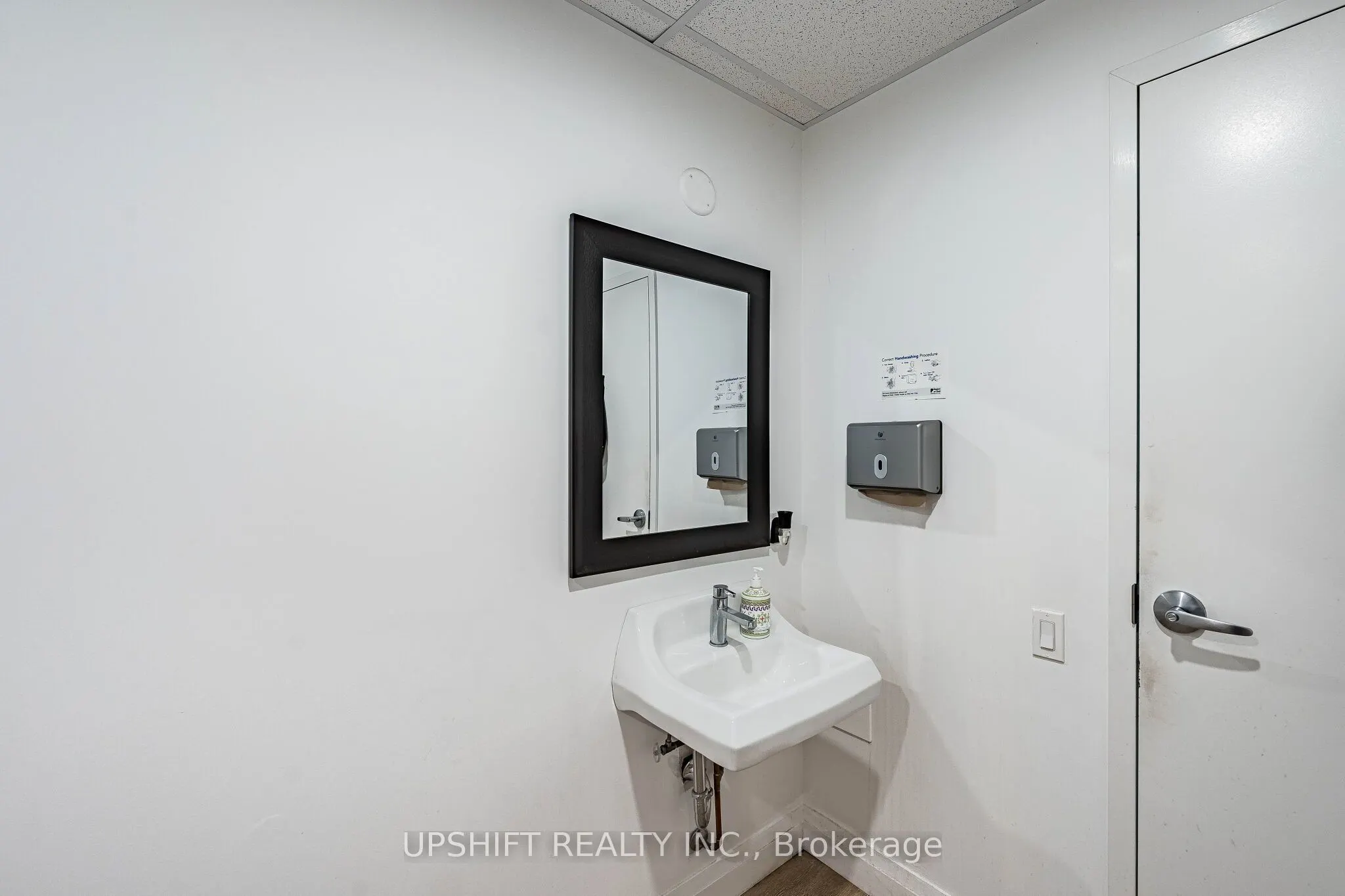 301 Queen Street S #3B