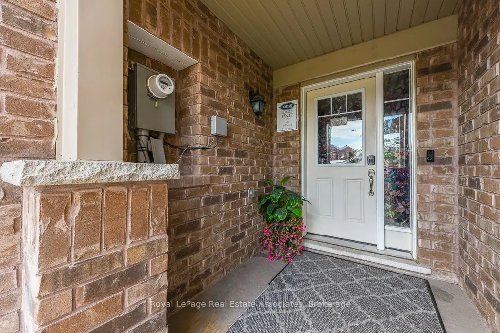 6 Ventura Avenue #2