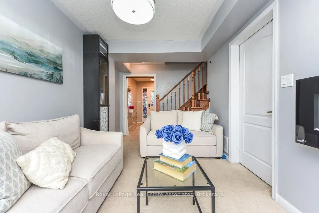 6 Ventura Avenue #2