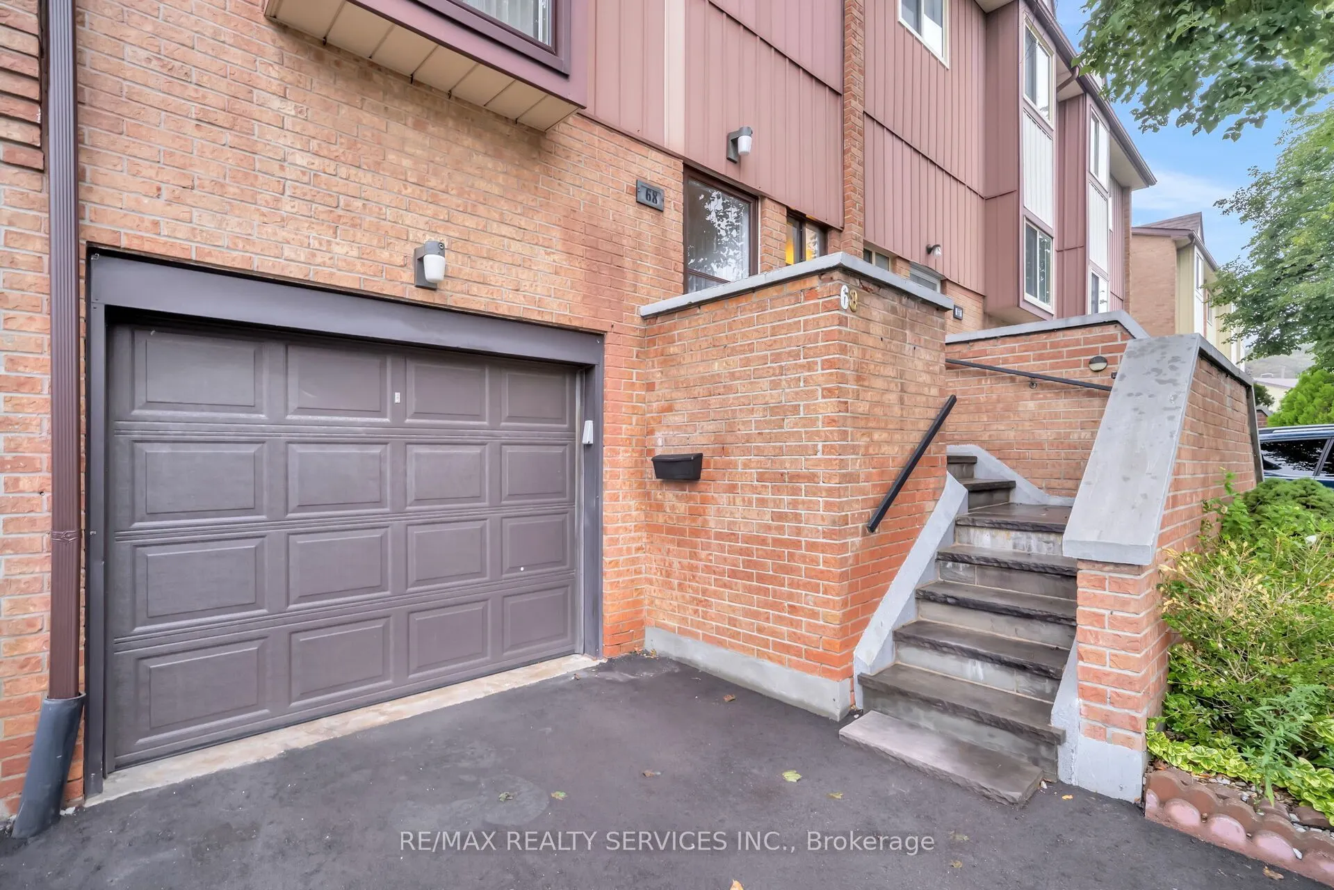 68 Baronwood Court #68