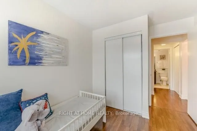 5 Richgrove Drive E #104