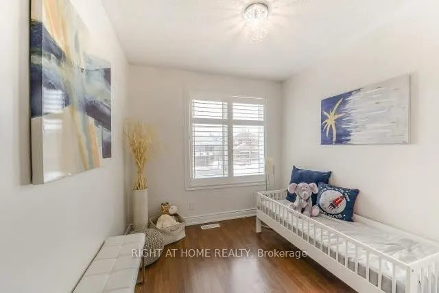 5 Richgrove Drive E #104
